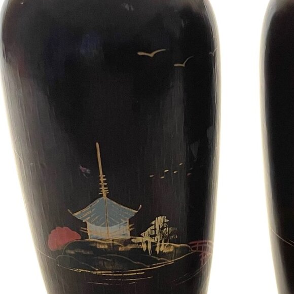 Brown Pair of Asian Vases With Hand Painted Japanese Scene Folk Art - Picture 8 of 9